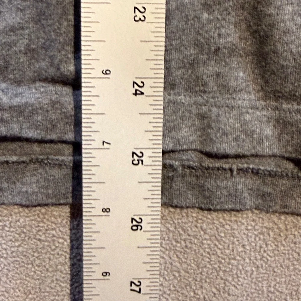 Banana Republic Mens Premium Pima Cotton V-Neck T-Shirt Gray Large Short Sleeve